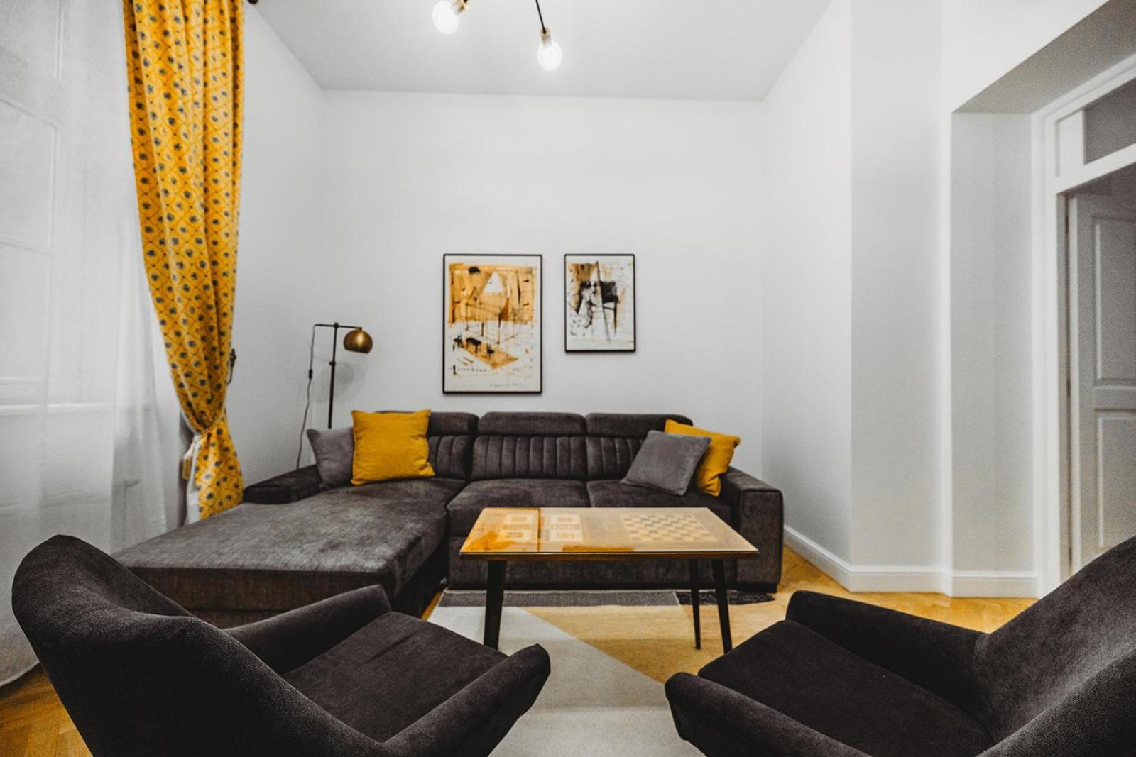 Antique Apartments Old Town Красков Екстериор снимка
